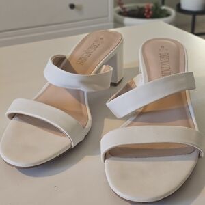 Dream Pairs White Heeled Sandals